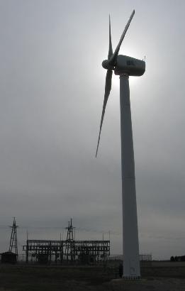 turbine and substation_thumb_thumb.JPG